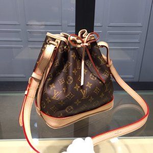 Classic Noé bucket bag